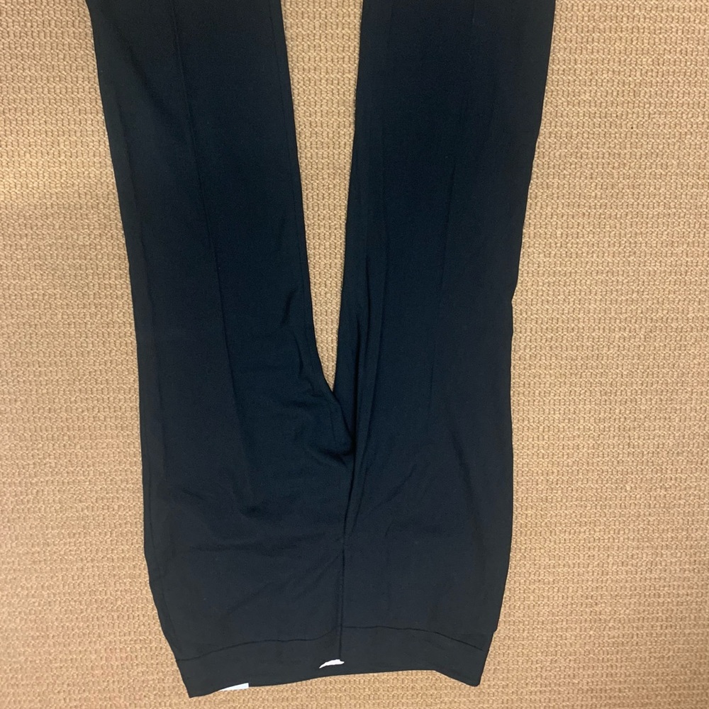 Black and Taylor 12 petite never worn with tags very classy dress pants